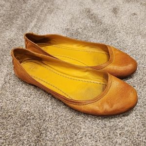 Frye Carson Ballet Flat, Mustard Yellow